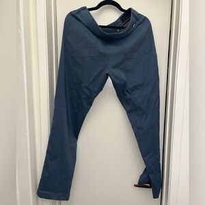 BNWT blue 32x30 pants